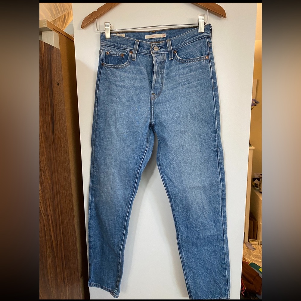 Levi's Women's Straight Leg Jeans - Blue